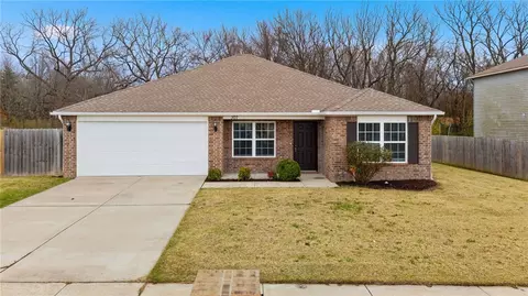 307 Woodcreek St, Lowell, AR 72745