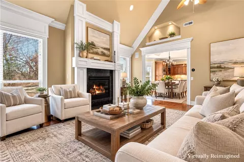 1406 NE Bluff Spring Ave, Bentonville, AR 72712