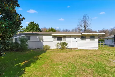 902 W 12th St, Fayetteville, AR 72701
