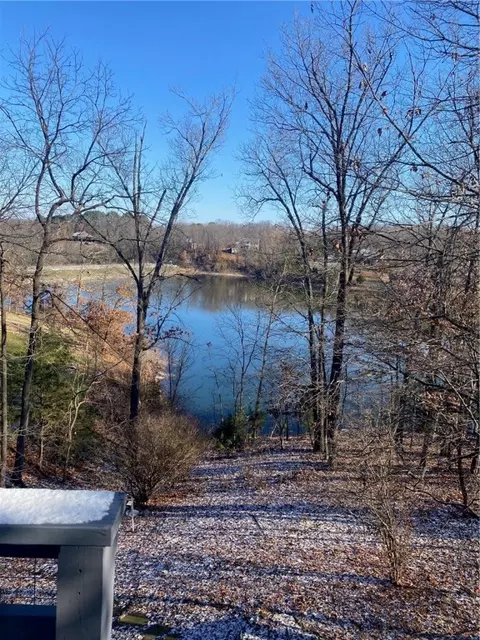 5 Uppingham Ln, Bella Vista, AR 72714