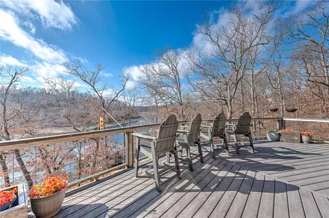 16279 Tomahawk Trl, Rogers, AR 72756