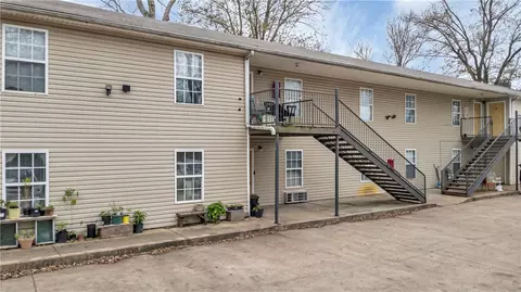404 W 405 W Sisters Ave, Springdale, AR 72764