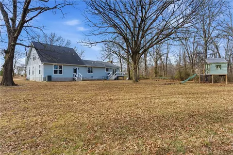 Exterior - 14812 Shipe Rd, Gravette, AR 72736 photo 4 of 4