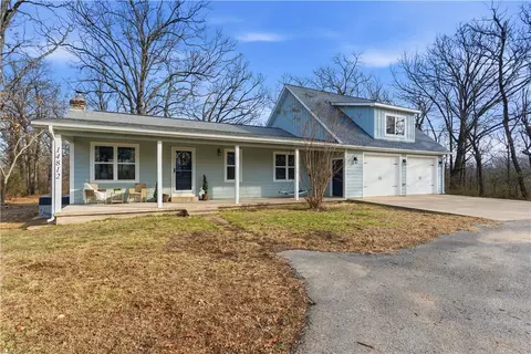 14812 Shipe Rd, Gravette, AR 72736
