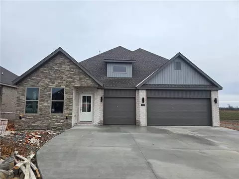 6900 SW Orange Ave, Bentonville, AR 72713
