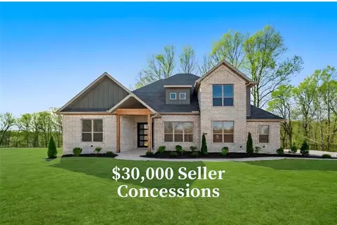 550 Shooting Star Ln, Lowell, AR 72745