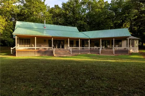 505 Clabber Creek Ln, Yellville, AR 72687