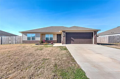 2709 Murphy St, Pea Ridge, AR 72751