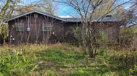 418 County Rd, Magazine, AR 72943