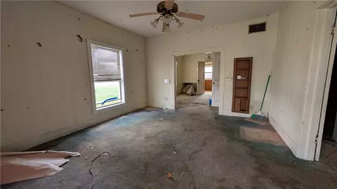 722 Oak Ave, Springdale, AR 72764