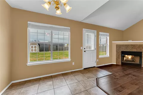 Living - 200 Sun Meadow Dr, Centerton, AR 72719 photo 1 of 4