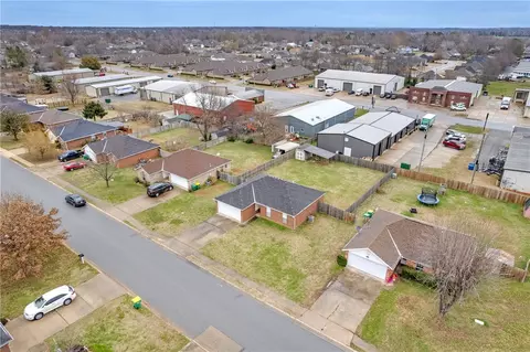 View/Area - 200 Sun Meadow Dr, Centerton, AR 72719 photo 2 of 2