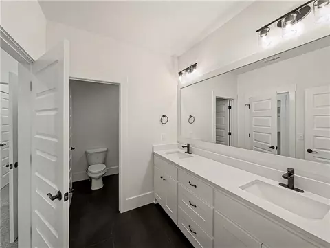 Bath - 1811 Bluestem Dr, Centerton, AR 72719 photo 6 of 9