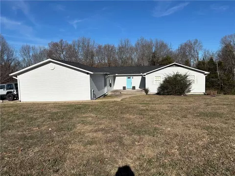 6043 7 Hwy, Harrison, AR 72601