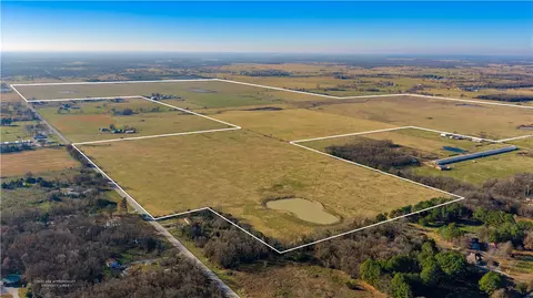 22844 Floyd Moore Rd, Gentry, AR 72734