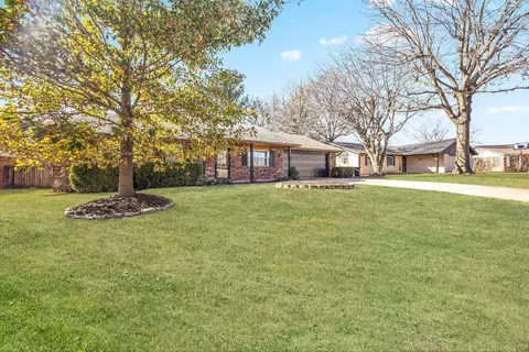 4204 Miller Dr, Springdale, AR 72762