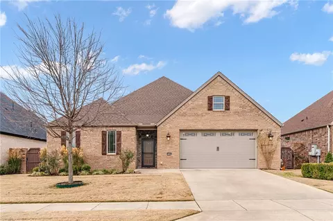 1642 Pasubio St, Springdale, AR 72762