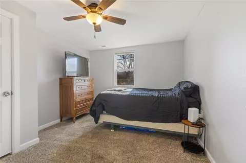 Bedroom - 627 S Sherman Ave, Harrison, AR 72601 photo 3 of 3