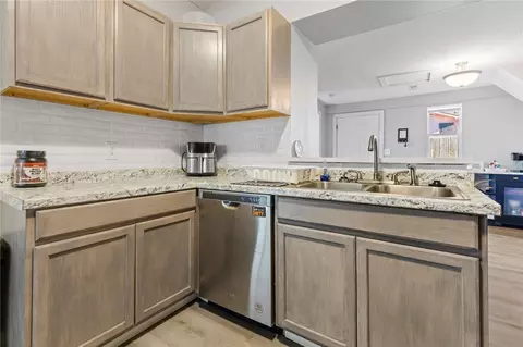 Kitchen - 627 S Sherman Ave, Harrison, AR 72601 photo 1 of 4