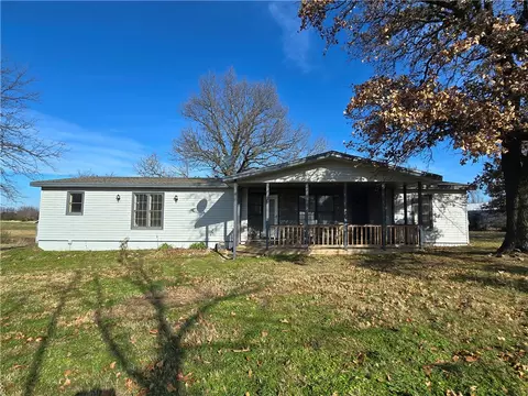 12286 Jimmy Devault Rd, Farmington, AR 72730