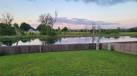 4664 W Oldham Dr, Fayetteville, AR 72704