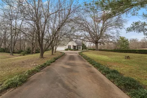 22 Lundy Ln, Bella Vista, AR 72714