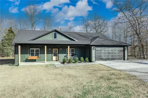 10109 Bordeaux Rd, Rogers, AR 72758