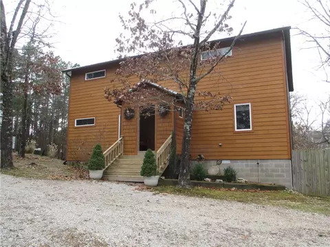 66 County Road 2071, Eureka Springs, AR 72632
