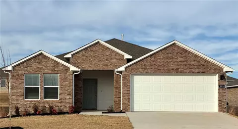 3020 Amarillo Way, Centerton, AR 72736