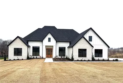 241 Fawn Way, Springdale, AR 72762