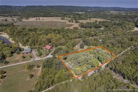 200 Bella Vista Rd, Berryville, AR 72616