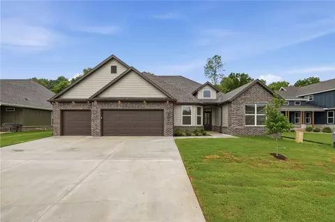 1229 Bunker Dr, Pea Ridge, AR 72751