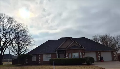 1409 Hunter Rdg, Siloam Springs, AR 72761