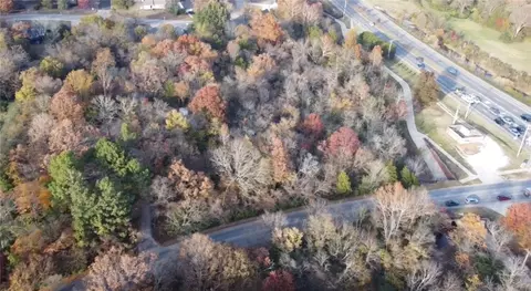 3075 N Old Wire Rd, Fayetteville, AR 72703