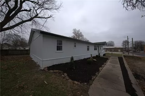 108 N Main Ave, Lincoln, AR 72744