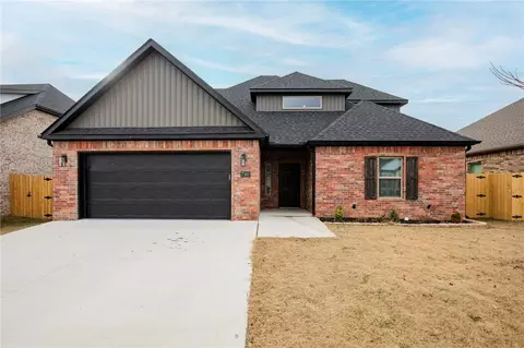 7301 SW Basswood Ave, Bentonville, AR 72713