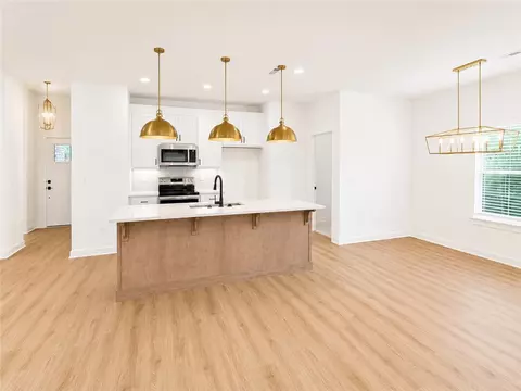 1 Cardenden Ln, Bella Vista, AR 72715
