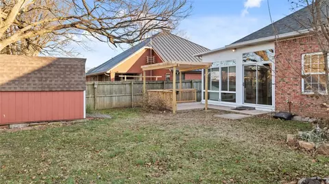 Exterior - 738 Buckhead Ave, Springdale, AR 72764 photo 6 of 7