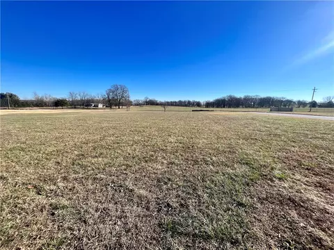 2519 Geneva Dr, Harrison, AR 72601