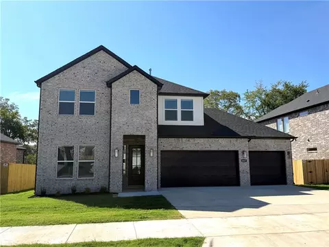 4827 W Allium St, Fayetteville, AR 72704