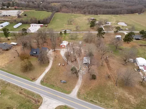 8049 N 7 Hwy, Harrison, AR 72601