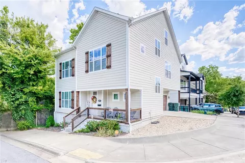 925 W Eagle St, Fayetteville, AR 72701