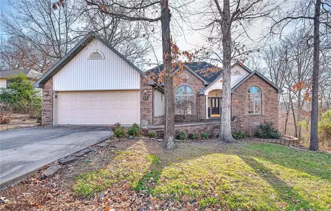 21 Dunvegan Dr, Bella Vista, AR 72715