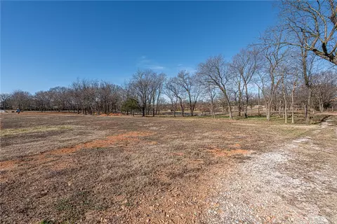 2405 Ladelle Ave, Lowell, AR 72745 photo 4