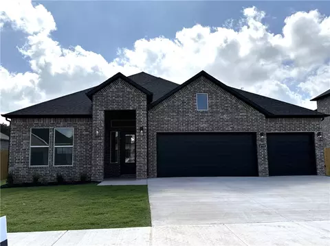 4799 W Allium St, Fayetteville, AR 72704