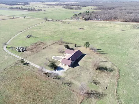 13400 N Highway 43, Gravette, AR 72736
