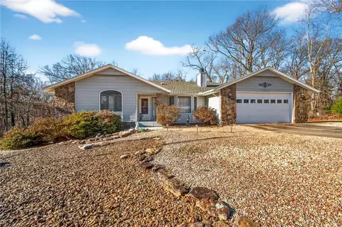 20 Eyemouth Dr, Bella Vista, AR 72715