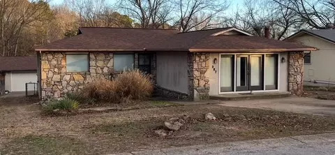 307 Prestonwood St, Harrison, AR 72601