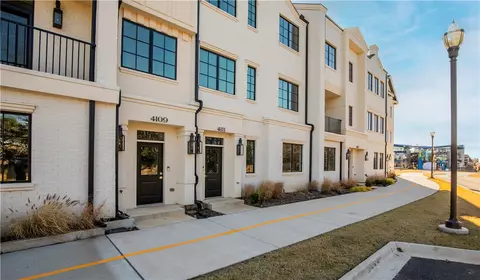 4111 S Champions Dr, Rogers, AR 72758