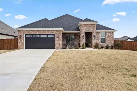 4816 N Marshall Ave, Fayetteville, AR 72764